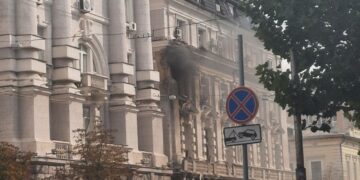 Удар по кабинету Поклада, есть раненые: что известно об атаке на здание СБУ в центре Киева