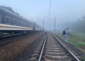 Пасажири кидали потяг і викликали таксі: вісім речей, які показала поїздка з Дніпра до Києва
