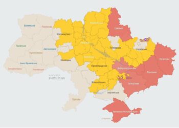 Вибухи у Дніпрі та області: ворог тероризує з ночі до ранку