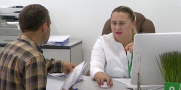 Пенсии с января могут остановить: ПФУ назвал две категории пенсионеров