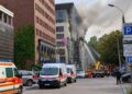 Вибух і пожежа в центрі Дніпра: після атаки перекрили вулиці