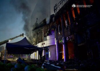 Атака по торговому центру у Дніпрі: зросла кількість постраждалих