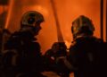 Россияне атаковали склады в Днепре, загорелся пожар