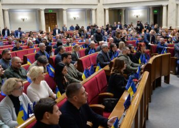 В Верховной Раде возразили, что депутаты ушли на 26-дневные “каникулы”
