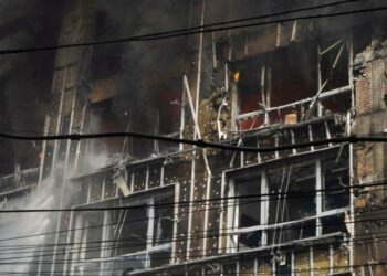 Вони досі в лікарнях: що відомо про трьох постраждалих після удару по Дніпру