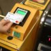 Зелена гілка метро у Києві знову перевозить пасажирів через Дніпро під час жовтого рівня загрози