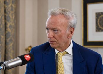Эрик Шмидт: Россия и Украина изобретают будущее войны