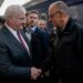 Миллиардная помощь и соглашение о дронах: СМИ раскрыли цель визита Мерца в Киев