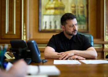 Зеленский предупредил о массированном ударе и обвинил Россию в атаке на суда у Болгарии