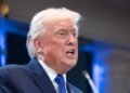 Трамп напугал избирателей погромами, как во Франции, в случае победы демократов